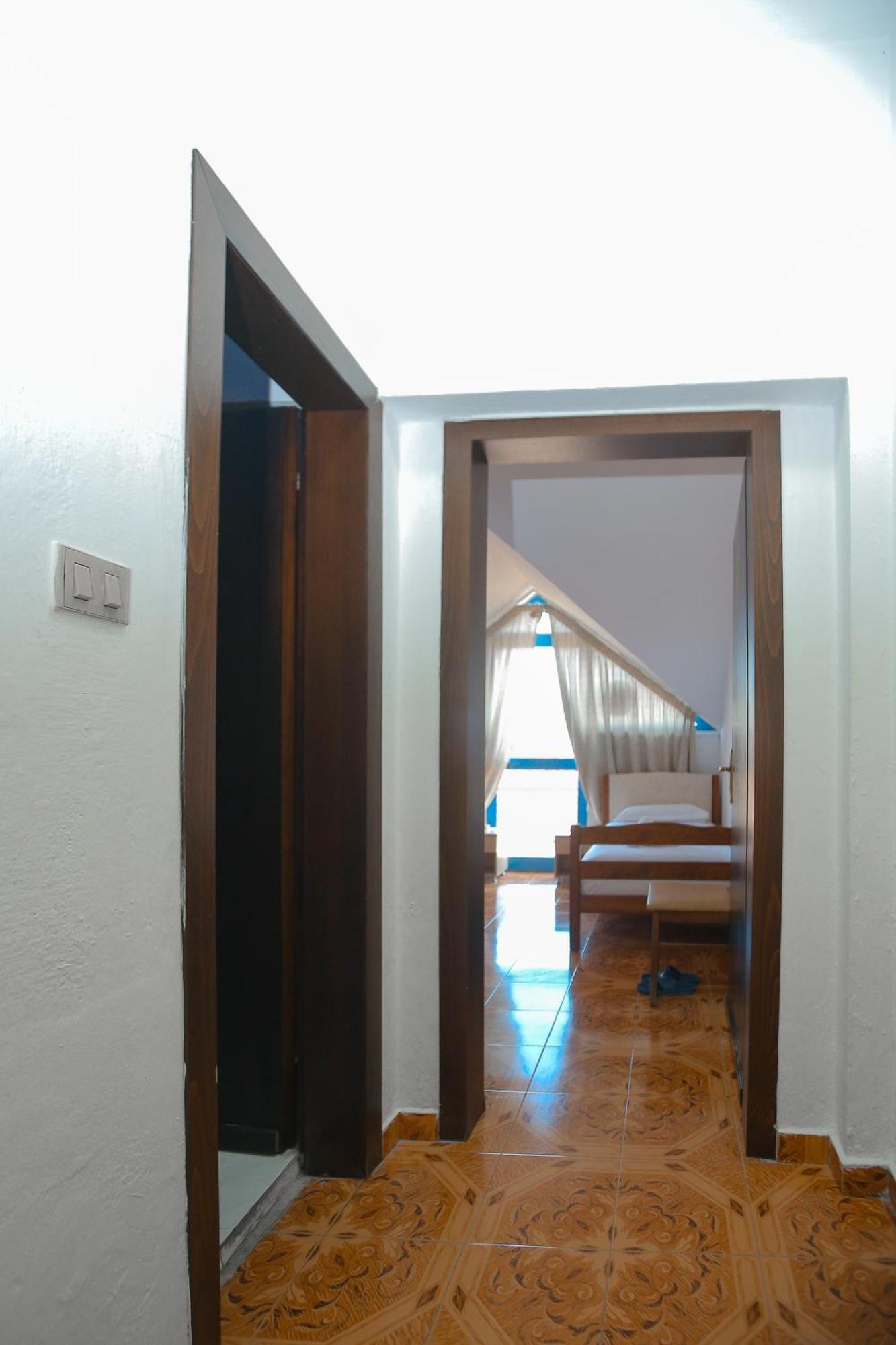 Hotel Ambasador Bahcallek ภายนอก รูปภาพ